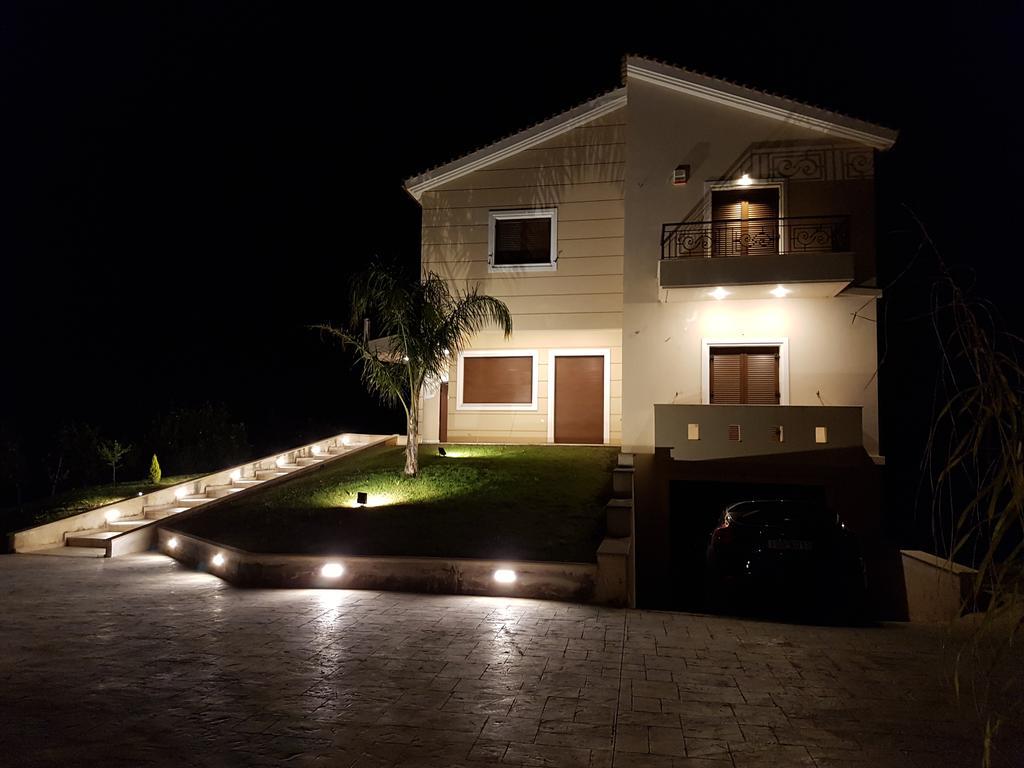 Dimitris Villa Egio Exterior foto