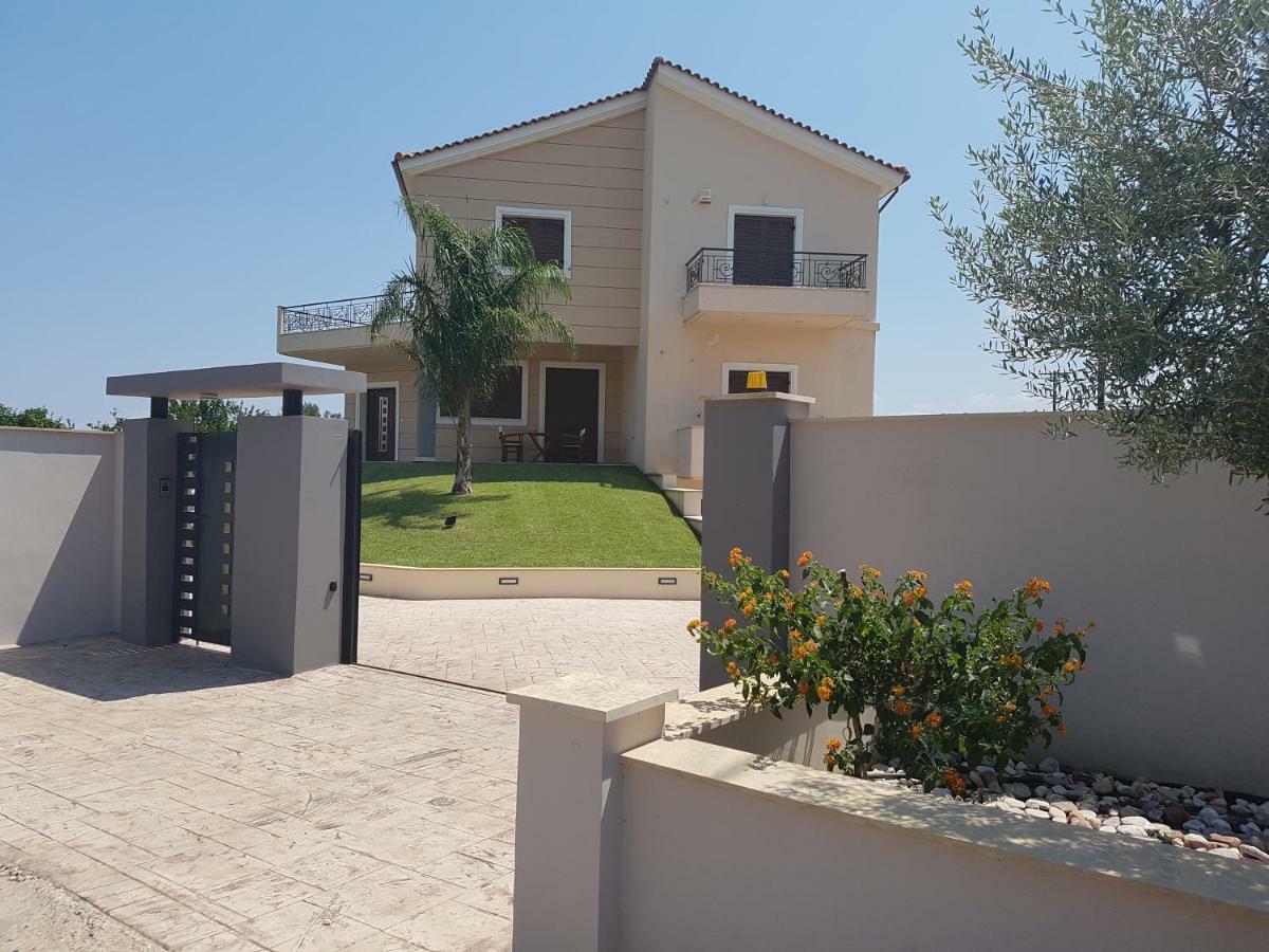 Dimitris Villa Egio Exterior foto