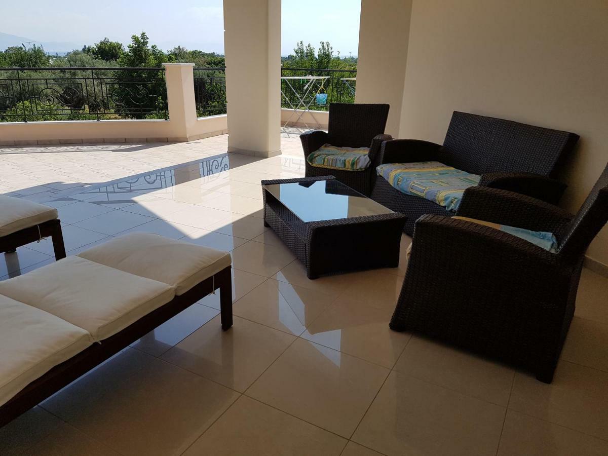 Dimitris Villa Egio Exterior foto