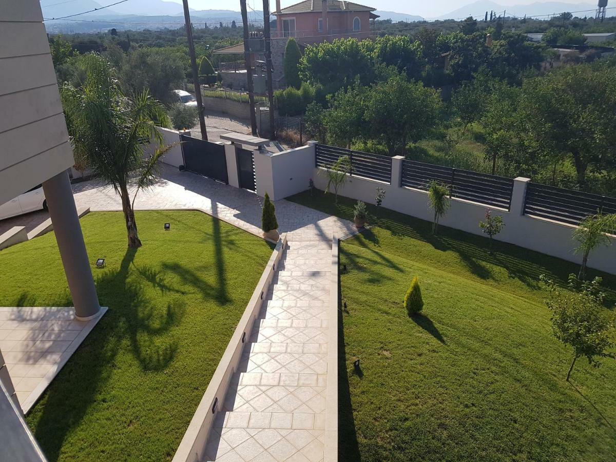 Dimitris Villa Egio Exterior foto